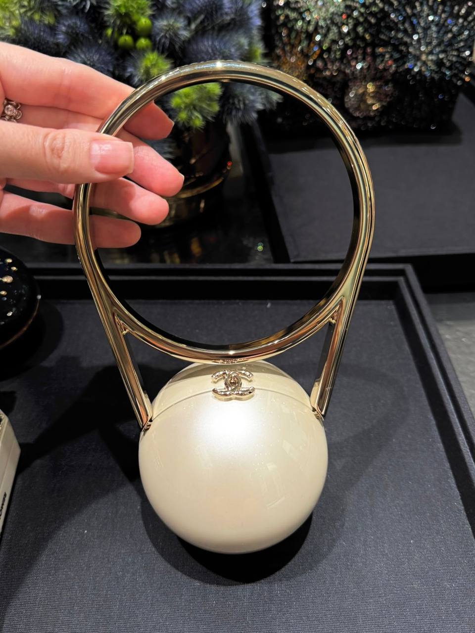 Туфли Chanel белые с черным мысом